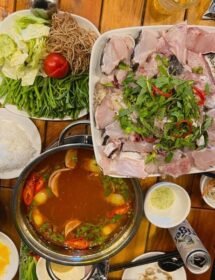 Cá mú nấu lẩu thái